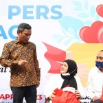 BTN serahkan bantuan sembako-1681876622