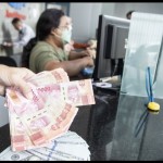 Rupiah menguat seiring turunnya indeks PMI manufaktur AS-1680588337