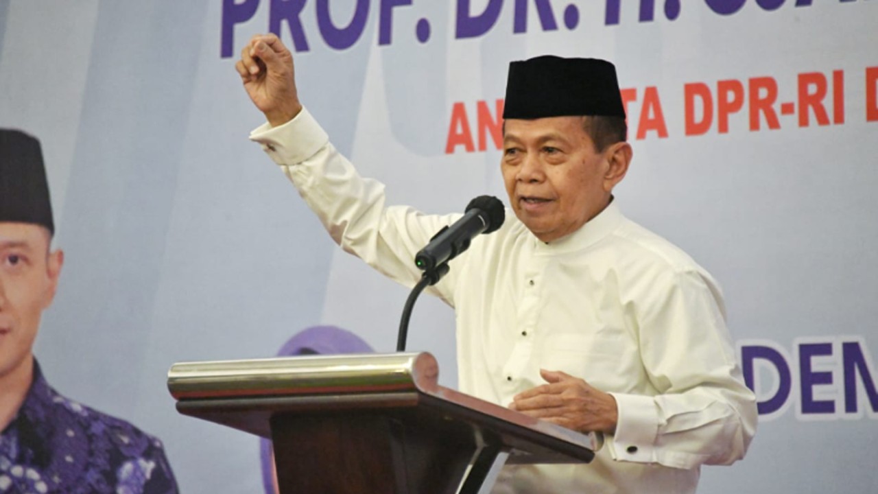 Wakil Ketua MPR Prof. Dr. H. Sjarifuddin Hasan MM., MBA.