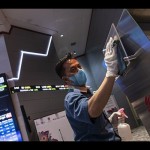 IHSG awal pekan berpeluang mendatar seiring BI tahan suku bunga-1685343547