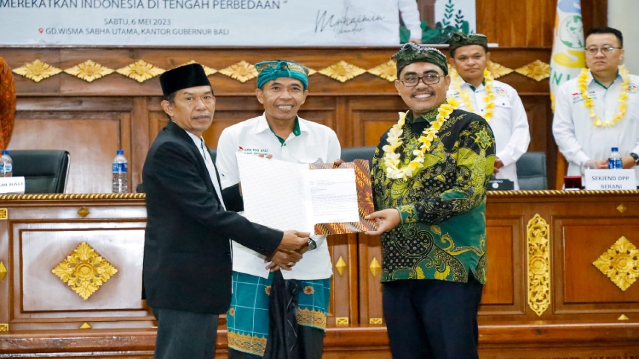 Wakil Ketua MPR RI Jazilul Fawaid pada pelantikan Dewan Pimpinan Wilayah Badan Persaudaraan Antar Iman (DPW BERANI) Provinsi Bali di Gedung Serbaguna Kantor Gubernur Bali di Kota Denpasar/Dok MPR