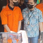 Mario Dandy Satriyo dan Shane Lukas menjalani tes kesehatannya sebelum diserahkan polisi ke kejaksaan.-1685100135