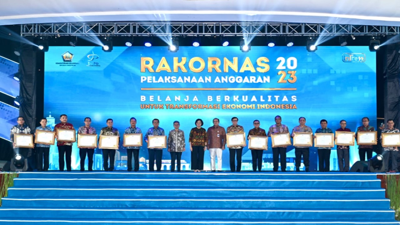 Kementerian Keuangan RI memberikan piagam penghargaan atas keberhasilan Majelis Permusyawaratan Rakyat (MPR) RI, meraih Peringkat Pertama Kinerja Anggaran Tahun Anggaran 2022