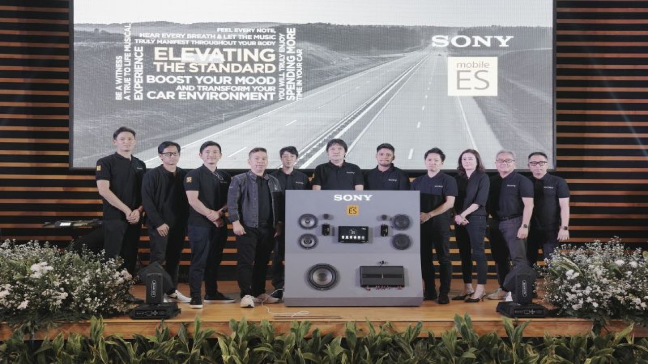 Sony Indonesia resmi memperkenalkan Sony Car Audio lewat dua rangkaian premium Mobile ES dan Car Audio konvensional. (ANTARA/HO)