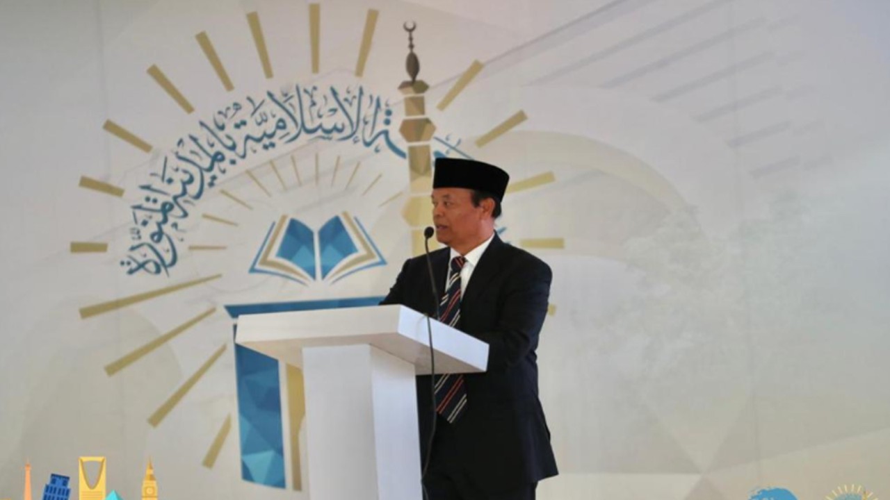 Wakil Ketua MPR RI Dr. H. M. Hidayat Nur Wahid, M.A.