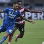 Laga Persib vs Madura United-1688401645