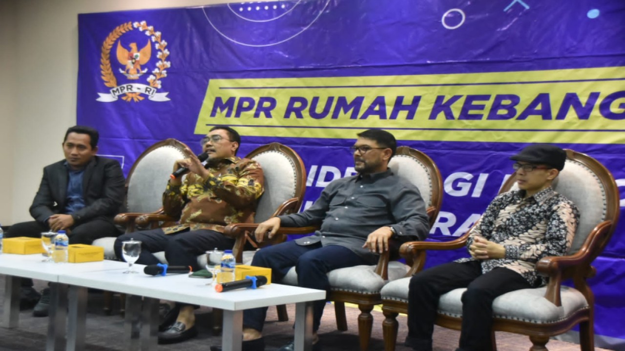 Wakil Ketua MPR RI Jazilul Fawaid saat menjadi narasumber pada diskusi Empat Pilar, dalam rangka  “Peringatan Hari Konstitusi dan HUT ke-78 MPR RI”/Dok MPR