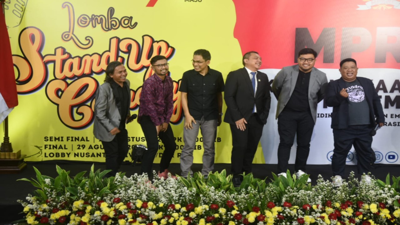 Para peserta Lomba Stand Up Comedy dalam mensosialisasikan Empat Pilar MPR RI/Dok MPR