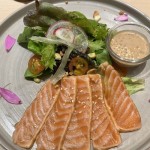 Salmon Salad. (ANTARA/Nanien Yuniar)-1692936240