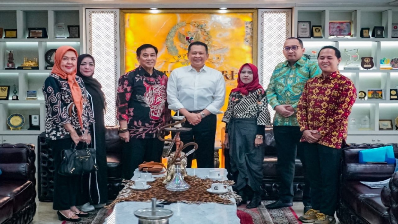 Ketua MPR RI Bambang Soesatyo menerima panitia Festival Jamu Gendong Nusantara, di Jakarta/Dok MPR