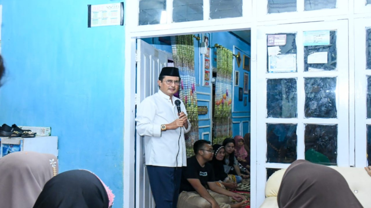 Wakil Ketua MPR RI Fadel Muhammad blusukan ke dua kampung di wilayah Gorontalo yakni Kampung Bugis dan Talumolo di Kecamatan Dumboraya, Gorontalo/Dok MPR