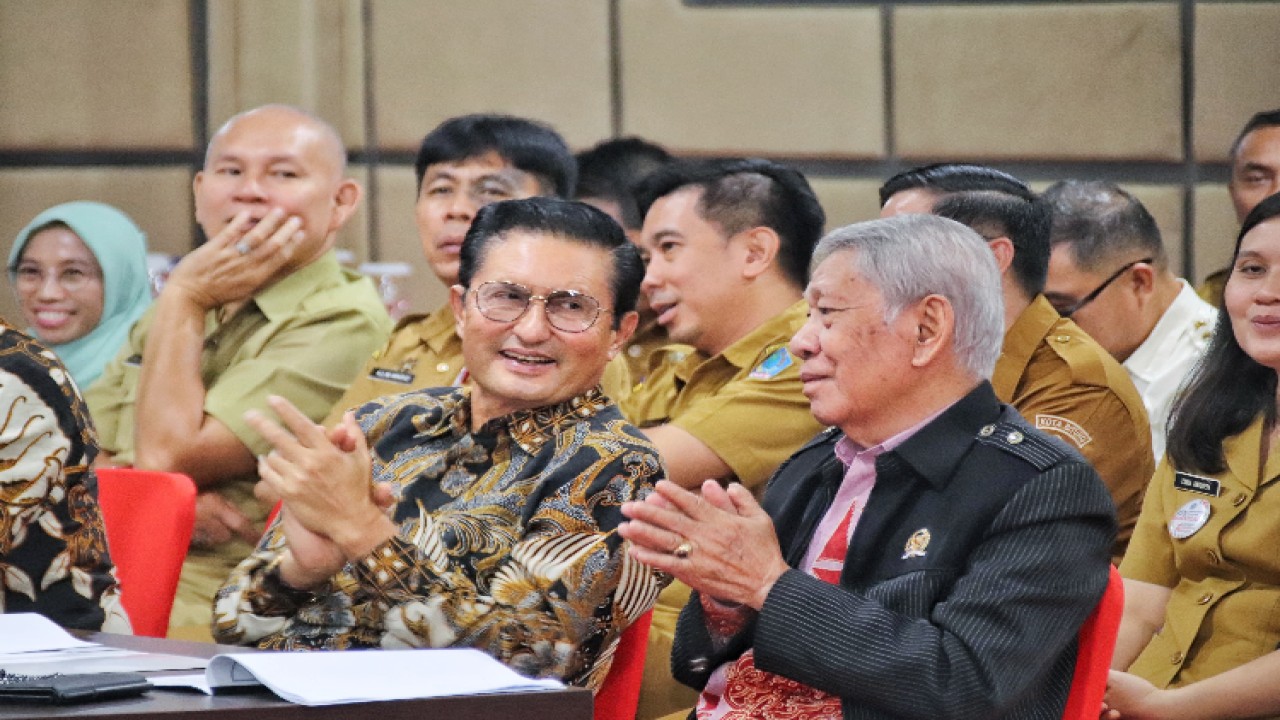 Wakil Ketua MPR RI Fadel Muhammad mengikuti Rapat Kerja Komite IV DPD RI bersama Pemerintah Kabupaten Minahasa Utara, Provinsi Sulawesi Utara/Dok MPR