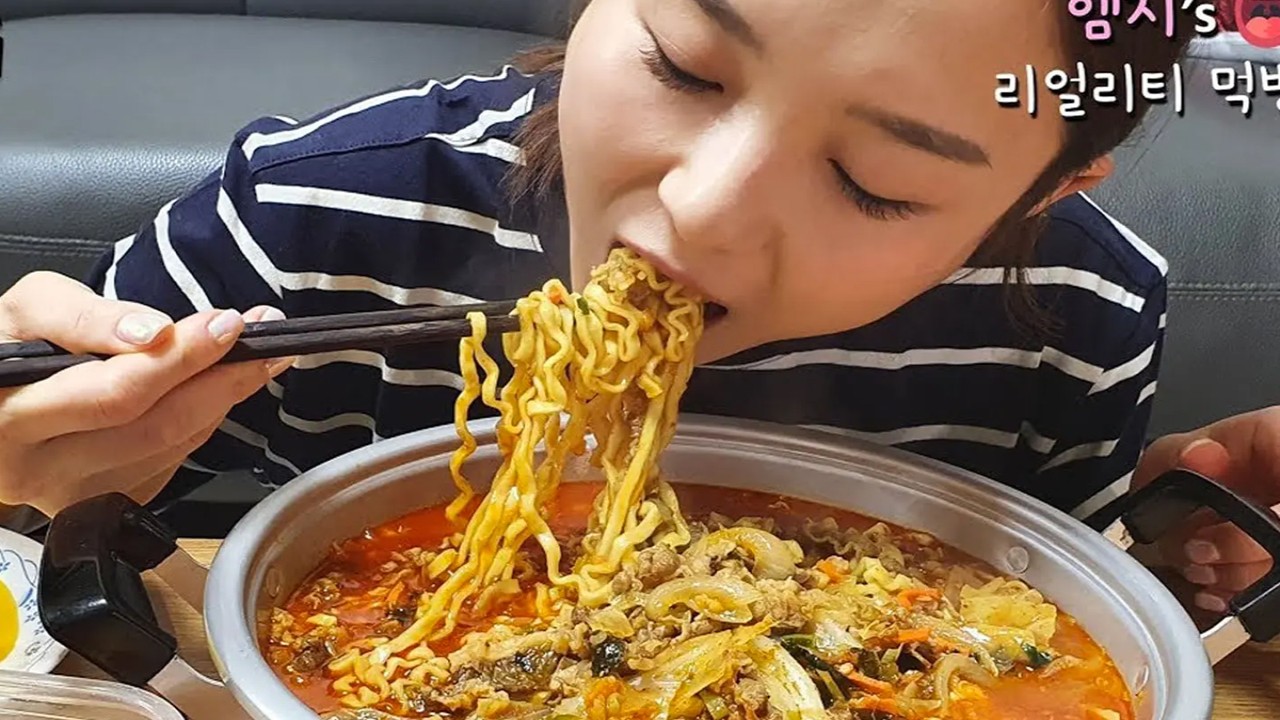 Mukbang, makan online ala Korea (net)