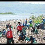Pemkab Banyuwangi dan Sungai Watch kolaborasi bersih-bersih sampah-1694145461