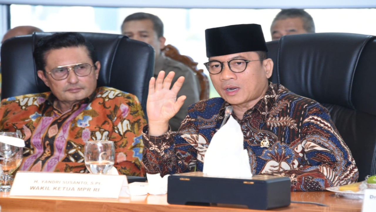 Wakil Ketua MPR RI Yandri Susanto bersama Fadel Muhamad/Dok MPR