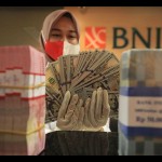 Pengamat: Rupiah berpotensi melemah hingga Rp15.400 per dolar AS-1695012742