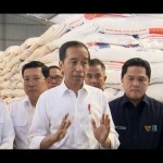 Presiden Jokowi cek stok beras di gudang Bulog Bogor dan Jakarta-1694418405