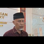 Gubernur Sumatera Barat, Mahyeldi. (ANTARA/Miko Elfisha).-1698219564
