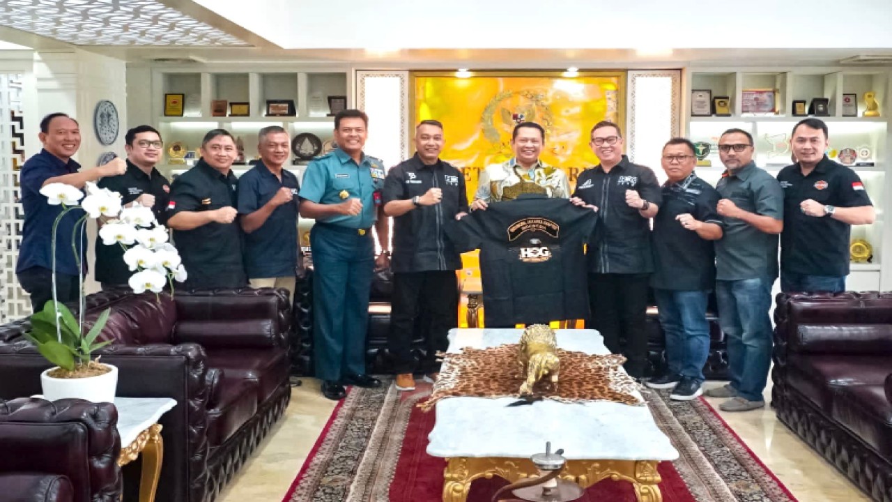 Ketua MPR RI sekaligus Ketua Umum IMI Bambang Soesatyo menerima pengurus HOG Indomobil Jakarta Chapter, di Jakarta/Dok MPR 