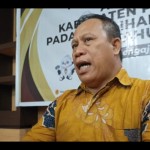 Ketua KPU Parigi Moutong, Dirwan Korompot memberikan keterangan kepada Wak media terkait tahapan Pemilu 2024. ANTARA/Moh Ridwan-1698036293