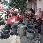 Polisi kolaborasi dengan PMI Lombok Tengah salurkan air bersih-1698219259