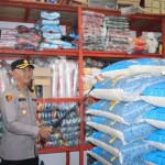 Polres Lamandau-Kalteng sidak pasar cegah penimbunan bahan pangan-1698656198