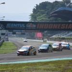 Ajang balap One Make Race (OMR) Honda Brio Speed Challenge (HBSC) di Sentul, jawa Barat. (ANTARA/HPM)-1700459992