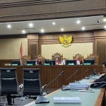 Anang Achmad Latif minta dihukum seringan-ringannya-1698822929