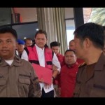 Anggota III BPK RI Achsanul Qosasi ditetapkan sebagai tersangka usai diperiksa di Jakarta, Jumat (3/11/2023). (ANTARA/Laily Rahmawaty)-1698994507