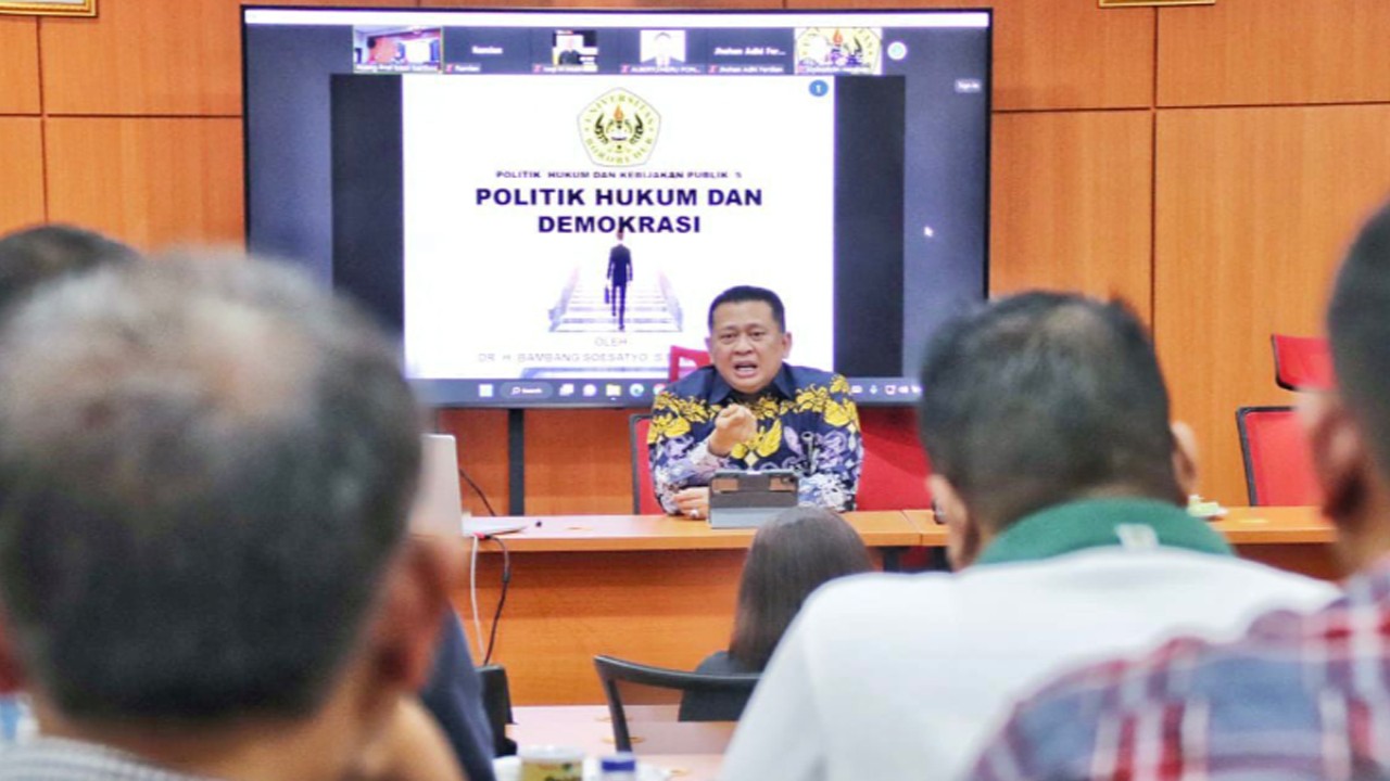 Ketua MPR RI sekaligus Wakil Ketua Umum Partai Golkar serta