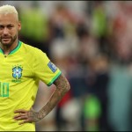 Bintang sepak bola Brazil Neymar (Antara/AFP/ADRIAN DENNIS)-1698901345