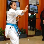 Bupati Banyuwangi semangati atlet karate usia 11 tahun wakil Indonesia-1700543362