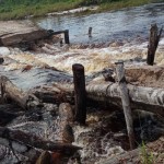 Jembatan Kecamatan Bunguran Utara yang putus. (ANTARA/HO-BPBD Natuna)-1700464022