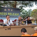 Kepolisian Resor Mukomuko gelar siaran pers penangkapan pelaku perdagangan obat ilegal, Rabu (15/11/2023) ANTARA/Ferri.-1700037482