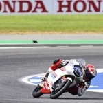 Pembalap Indonesia Mario Suryo Aji (Honda Team Asia) saat berlaga di Moto3 Thailand, 27 Oktober 2023. (ANTARA/HO/Honda Team Asia)-1701056503