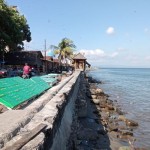 Pemkot Mataram pasang tanggul bermetode Ban Insang antisipasi abrasi-1699254418
