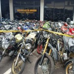 Polisi tindak 120 sepeda motor diduga balap liar di kawasan Serangan-1699868628