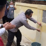 Polres Purbalingga serahkan bantuan sumur bor di Desa Kaliori-1699348705