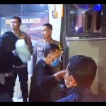 Tiga orang tertangkap tangan KPK di Bondowoso dibawa ke Jakarta-1700121568