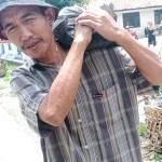 Warga miskin di Lebak terima beras 10 kilogram dari Bapanas-1699519512