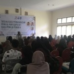 Bawaslu Maluku sosialisasi pengawasan partisipatif bersama IKAMI Sulsel cabang Ambon. (ANTARA/Winda Herman)-1701923233