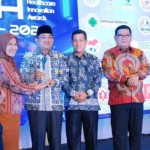 Bupati Tanjung Jabung Barat (Tanjabbar) Anwar Sadat. (ANTARA/Eko)-1701756069