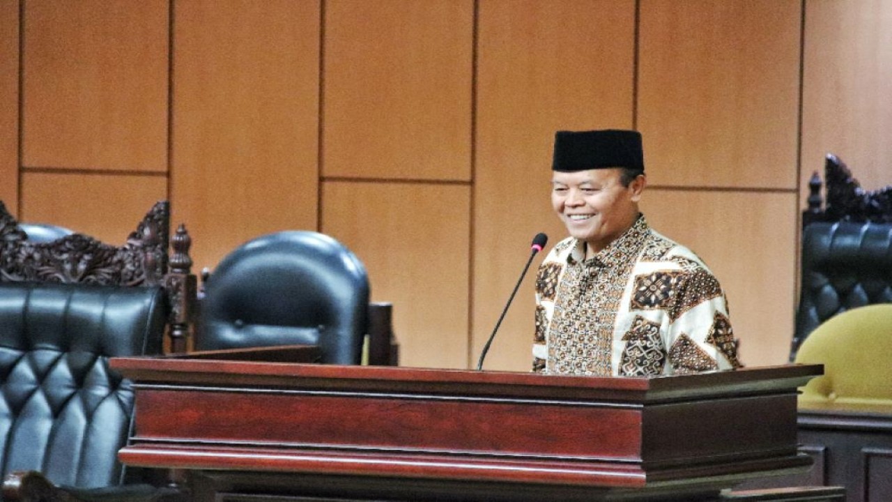 Hidayat Nur wahid saat menghadiri pelantikan Pimpinan Pusat Ikatan Guru Raudlatul Atfal (IGRA) periode 2023-2028. Acara tersebut berlangsung di Gedung Nusantara V Komplek MPR DPR, Kamis (14/12/2023).