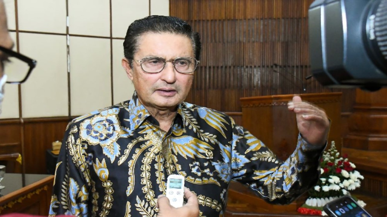 Fadel Muhammad usai menghadiri acara Kunjungan Kerja Komite IV DPD RI Dalam Rangka Pengawasan Atas Pelaksanaan UU No.17 Tahun 2007 Tentang RPJPN 2005-2025 ke Pemprov Bali, Selasa (16/1/2024).