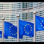 Ilustrasi - Bendera Uni Eropa di depan gedung Markas Komisi Eropa di Brussels, Belgia, Eropa. (ANTARA/Shutterstock/pri.)-1706083164