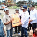 Menhub konsolidasikan perbaikan pelabuhan perikanan di Lamongan-1705907485