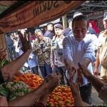Presiden tinjau harga bahan pokok di Pasar Mungkid Magelang-1706511316