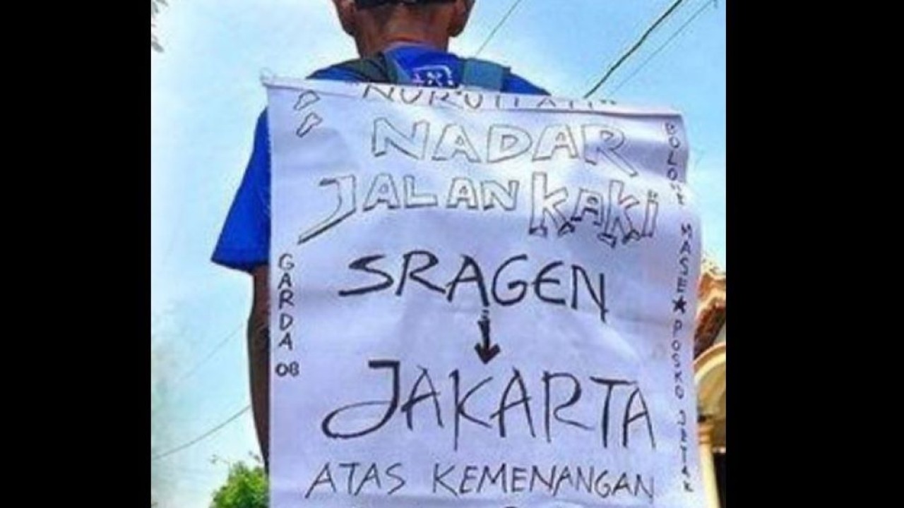 Mariyo, pria berusia 52 tahun ini penuhi nazar jalan kaki Sragen-Jakarta. (Foto: Tangkapan layar Instagram @agusyudhoyono)