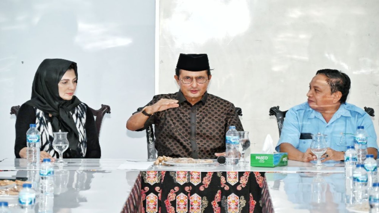 Wakil Ketua MPR Prof. Dr. Ir. H. Fadel Muhammad