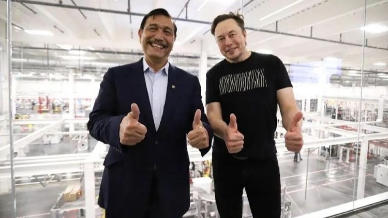 Menko Marves Luhut Binsar Pandjaitan saat bertemu Elon Musk di AS.